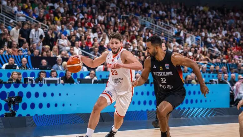 北京时间, 犯拿到 北京时间, 犯拿到