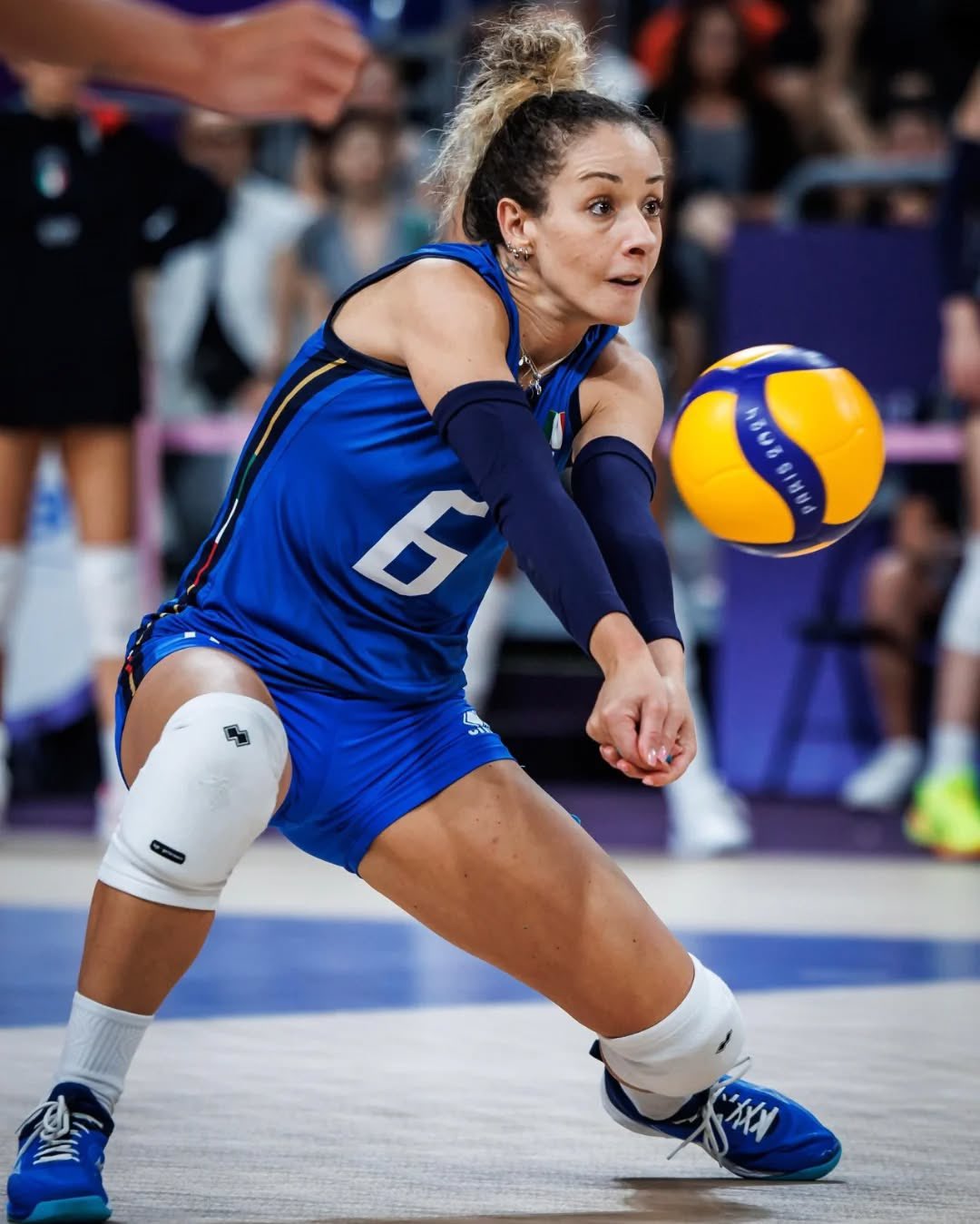 女排奥运冠, 德吉纳罗, https